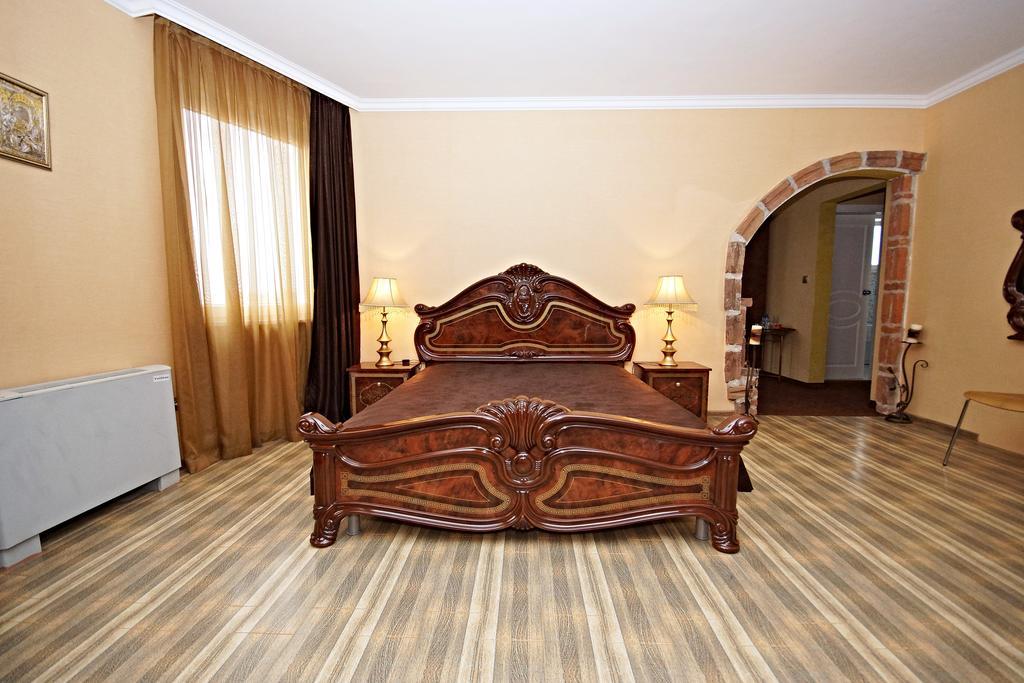 Бутиков Хотел History Haskovo Quarto foto